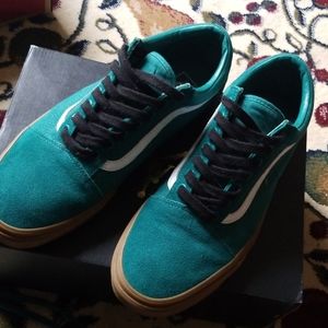 VAN's Old Skool shoes